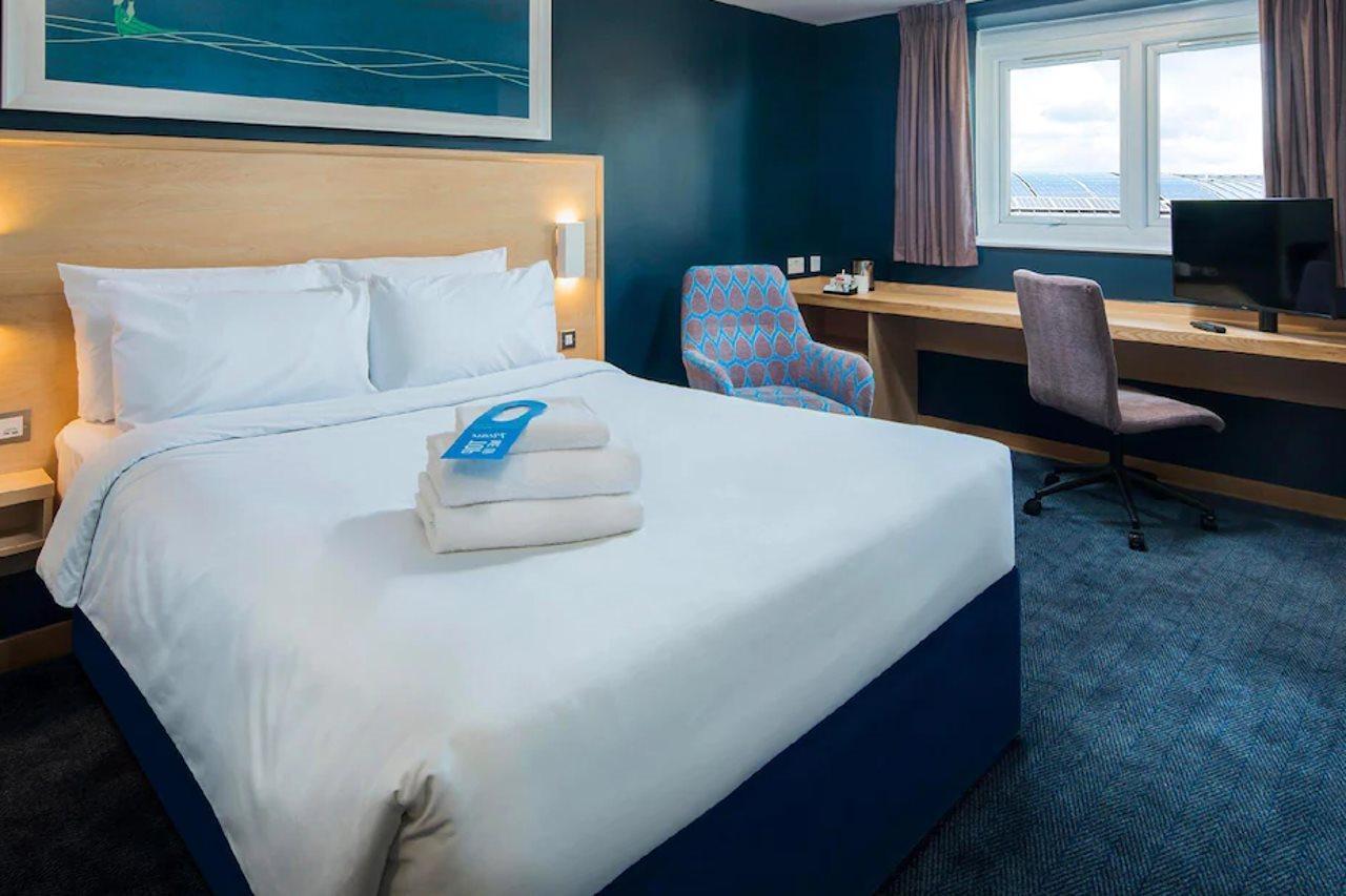 Travelodge London Central City Road Ngoại thất bức ảnh