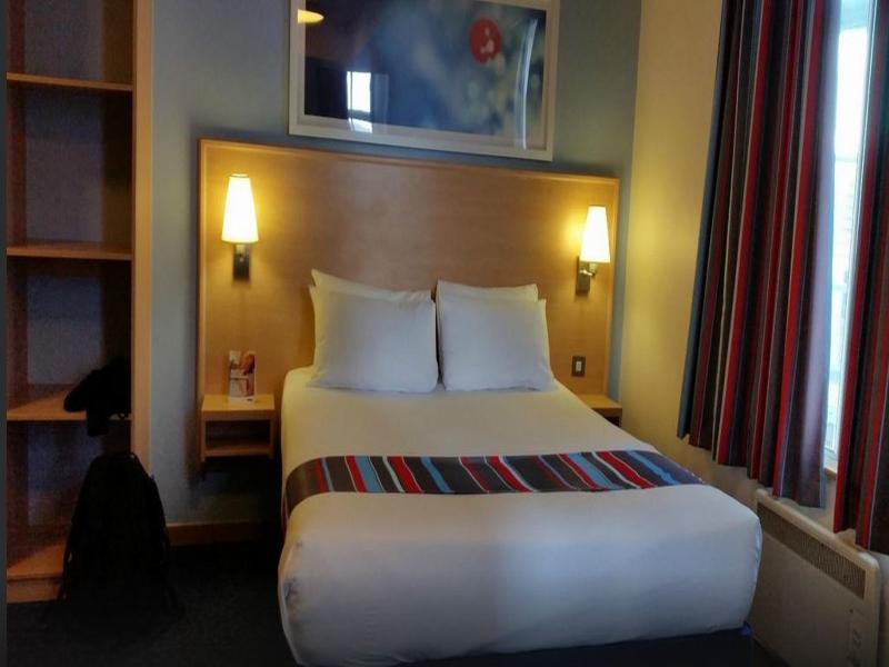 Travelodge London Central City Road Ngoại thất bức ảnh